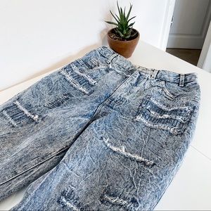 80s VINTAGE Textured Acid Wash High Waisted Jeans